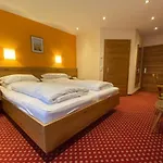 Hotel Hotel-pension Strolz 3*