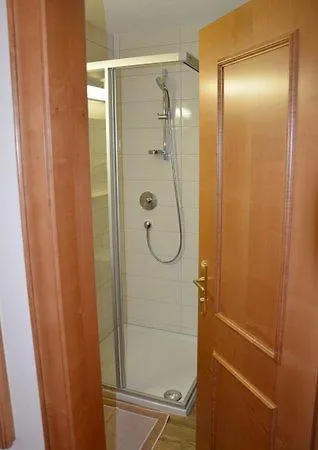 Hotel-pension Strolz 3*