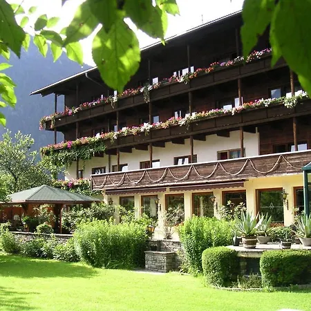 Hotel-pension Strolz 3*