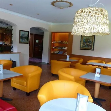 Hotel-pension Strolz Otel 3*