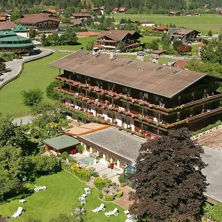 Hotel-pension Strolz فندق