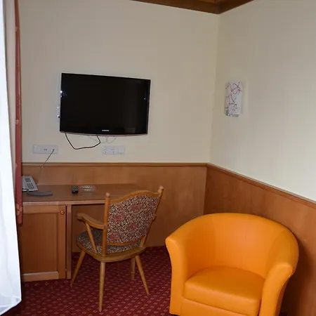 מלון Hotel-pension Strolz
