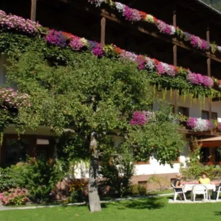 Hotel-pension Strolz Отель